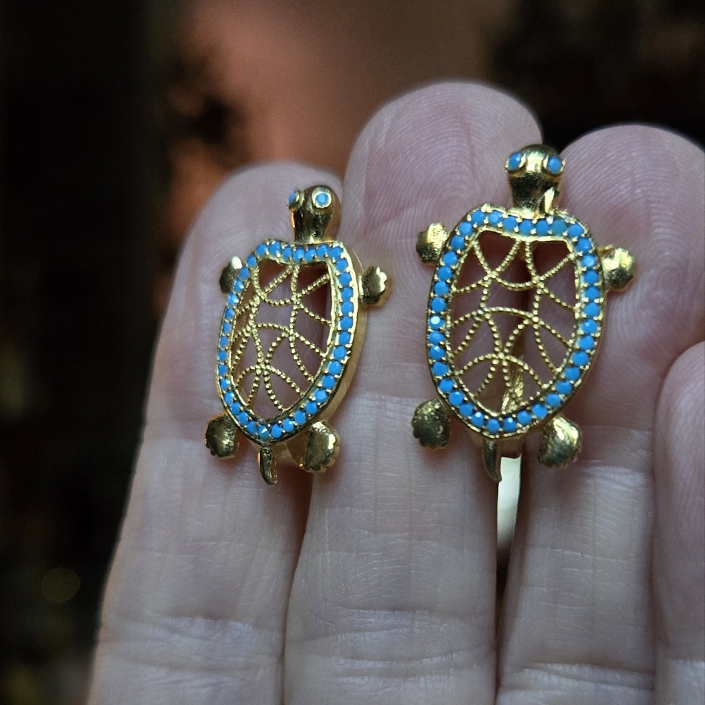Turquoise Turtle sterling & gold Earrings - Picture 4 of 8